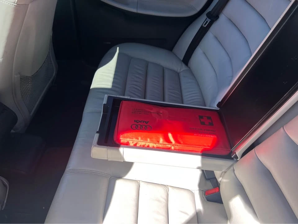 2001 Audi B5 S4 - Image 10 of 18