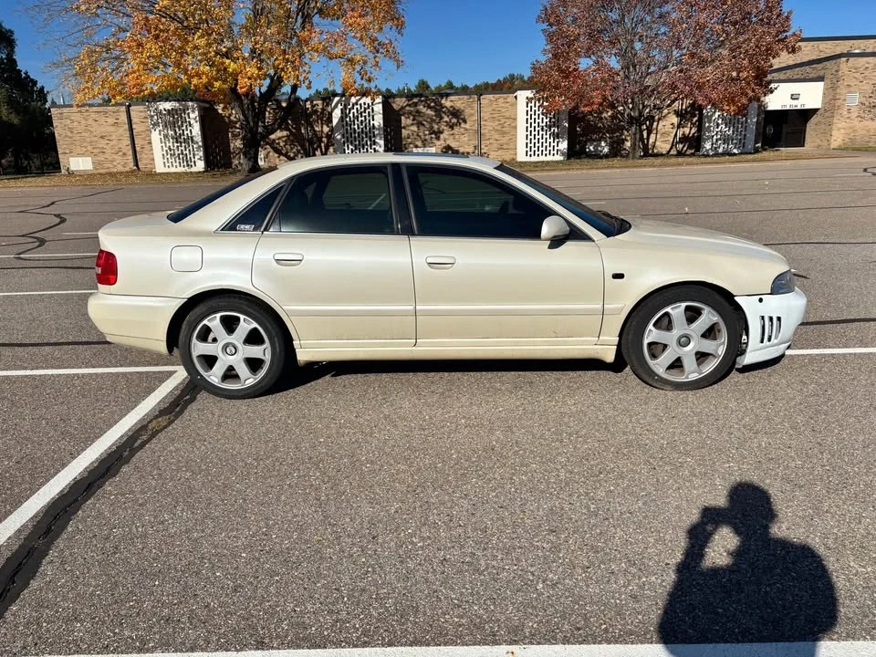 2001 Audi B5 S4 - Image 2 of 12