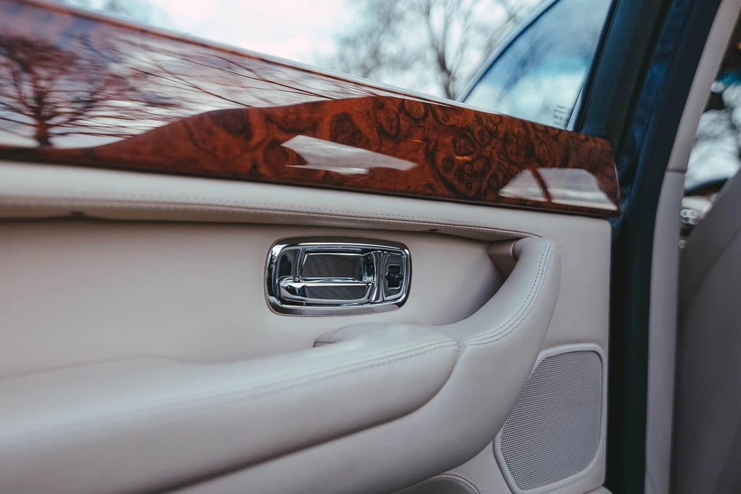 2001 Bentley Arnage - Image 9 of 31