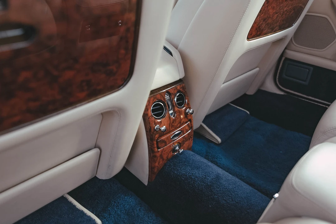 2001 Bentley Arnage - Image 10 of 31