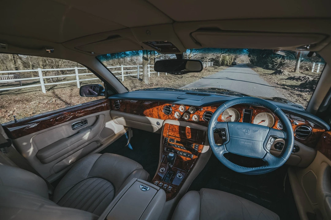 2001 Bentley Arnage - Image 25 of 31