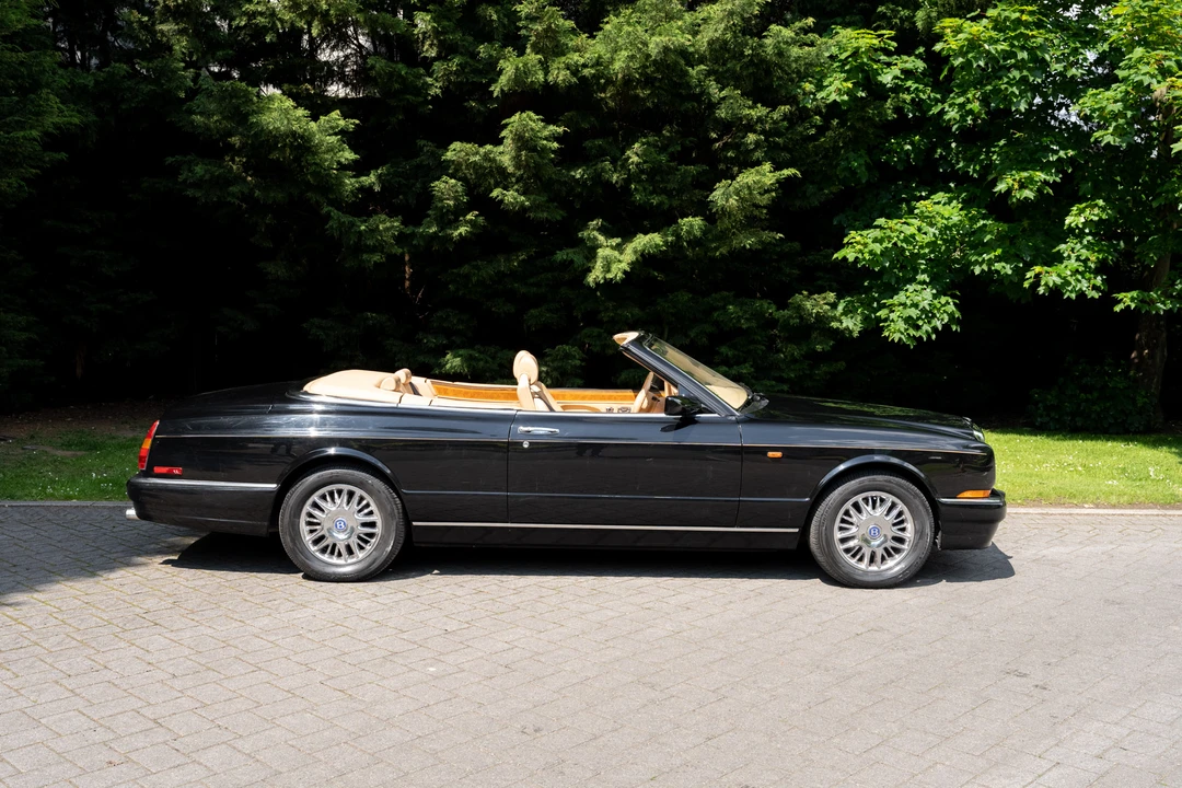 2001 Bentley Azure 1st Gen - Image 18 of 31
