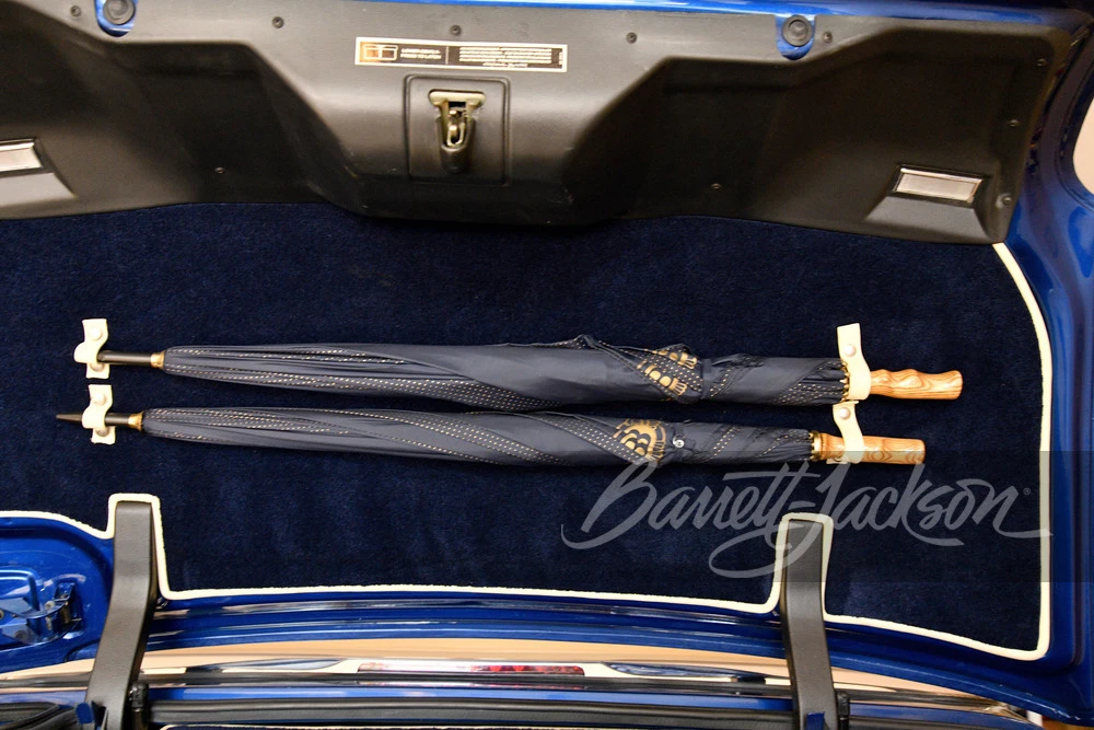 2001 Bentley Azure 1st Gen - Image 9 of 30