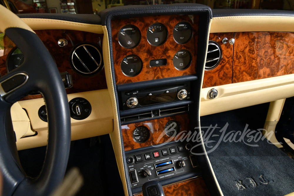 2001 Bentley Azure 1st Gen - Image 13 of 30