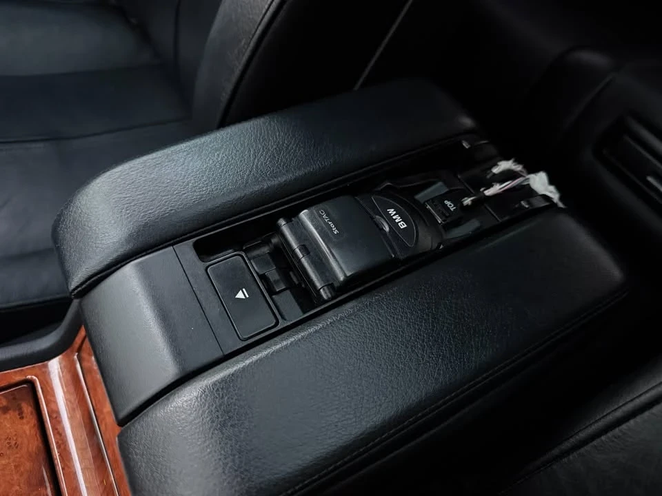 2001 BMW E38 7 Series - Image 16 of 20