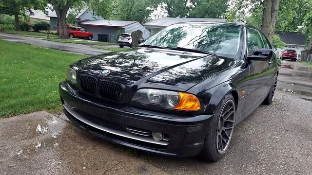 2001 BMW 330ci Coupe