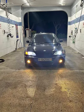 2001 BMW 3 Series 320i Sedan 4D