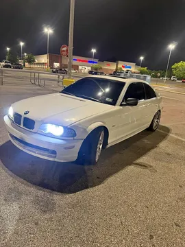 2001 BMW 3 Series 325Ci Coupe 2D