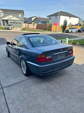 2001 BMW 3 Series 325Ci Coupe