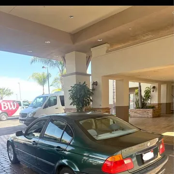 2001 BMW 3 Series 325i Sedan