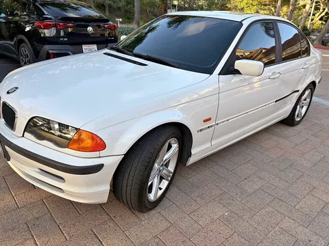 2001 BMW 3 Series 325i Sedan