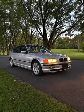 2001 BMW 3 Series 325i Sedan 4D