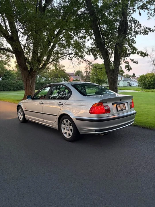 2001 BMW E46 3 Series - Image 2 of 13