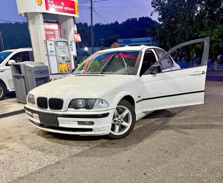 2001 BMW 3 Series 325i Sedan 4D
