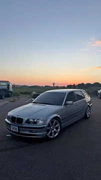 2001 BMW 3 Series 325i Wagon 4D
