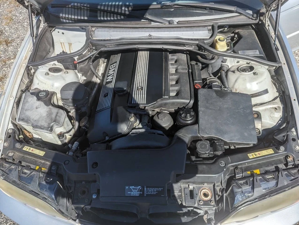 2001 BMW E46 330i & 330Ci - Image 13 of 21