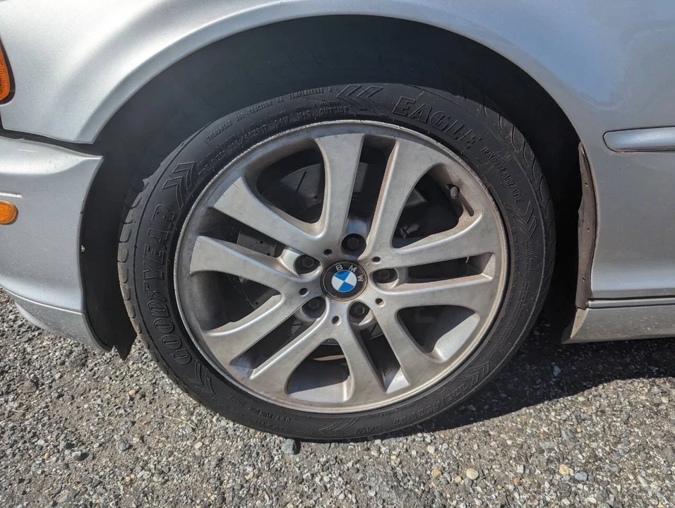 2001 BMW E46 330i & 330Ci - Image 12 of 21