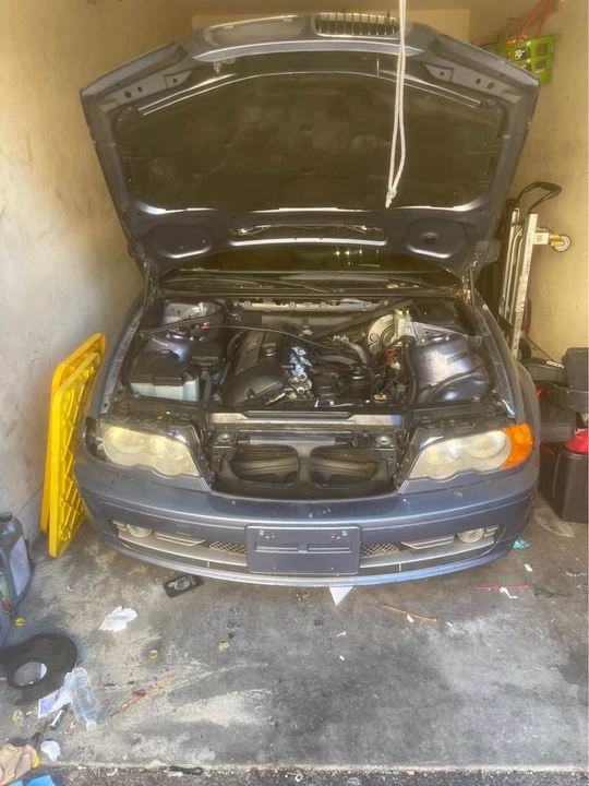 2001 BMW E46 330i & 330Ci - Image 2 of 9