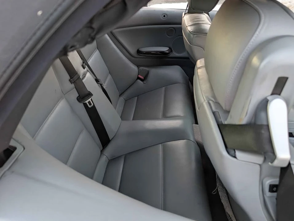 2001 BMW E46 330i & 330Ci - Image 16 of 20