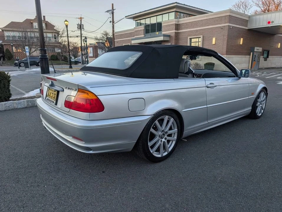 2001 BMW E46 330i & 330Ci - Image 11 of 20