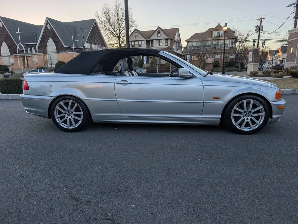 2001 BMW E46 330i & 330Ci - Image 17 of 20