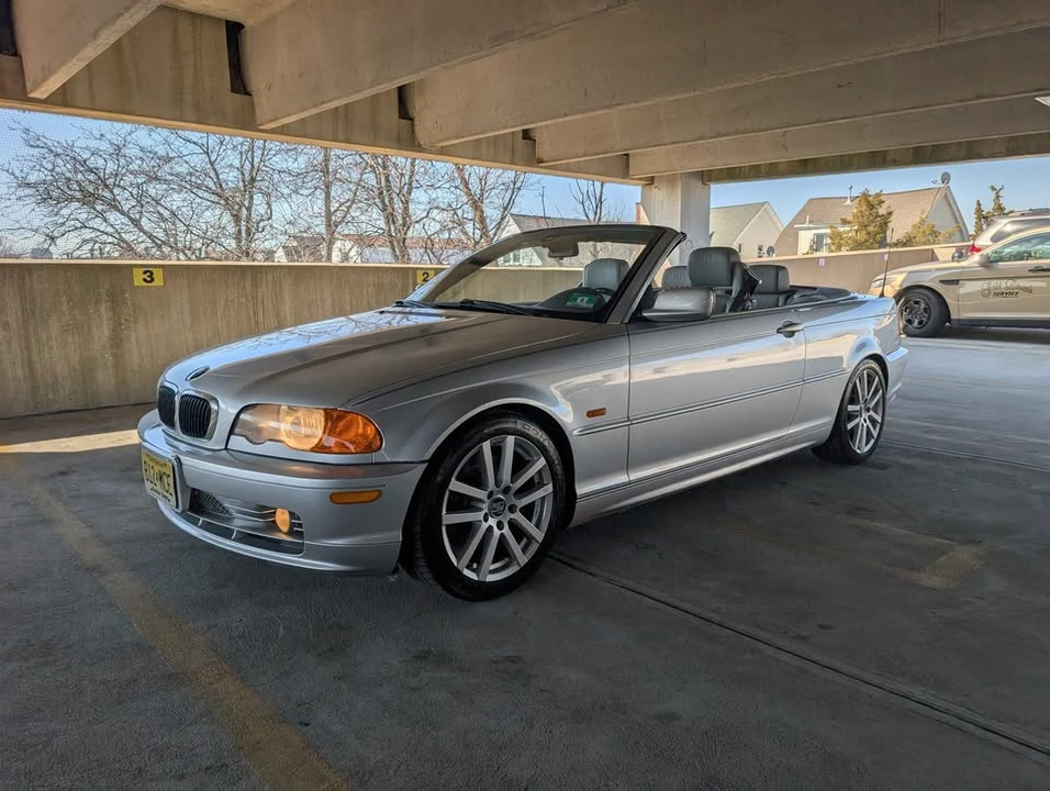 2001 BMW E46 330i & 330Ci - Image 2 of 20