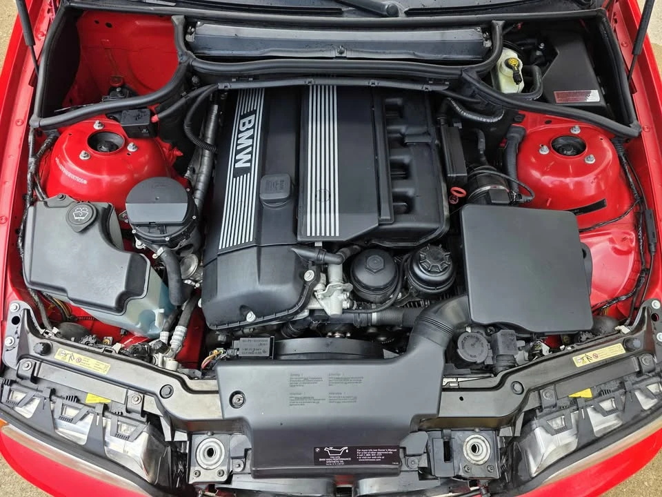 2001 BMW E46 330i & 330Ci - Image 9 of 21