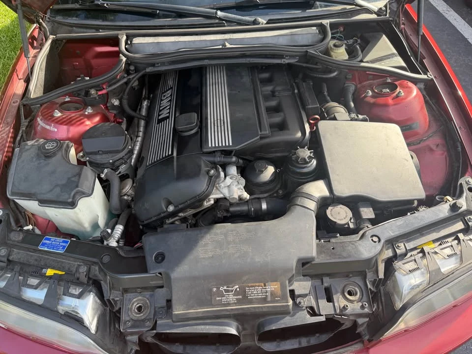 2001 BMW E46 330i & 330Ci - Image 8 of 17