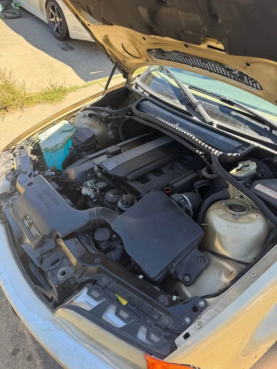 2001 BMW E46 330i & 330Ci - Image 7 of 7