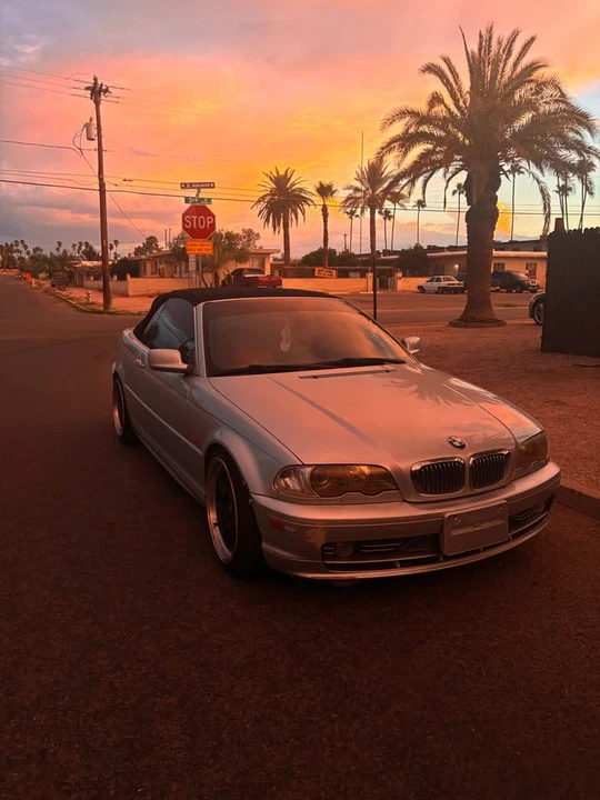2001 BMW E46 330i & 330Ci - Image 2 of 4
