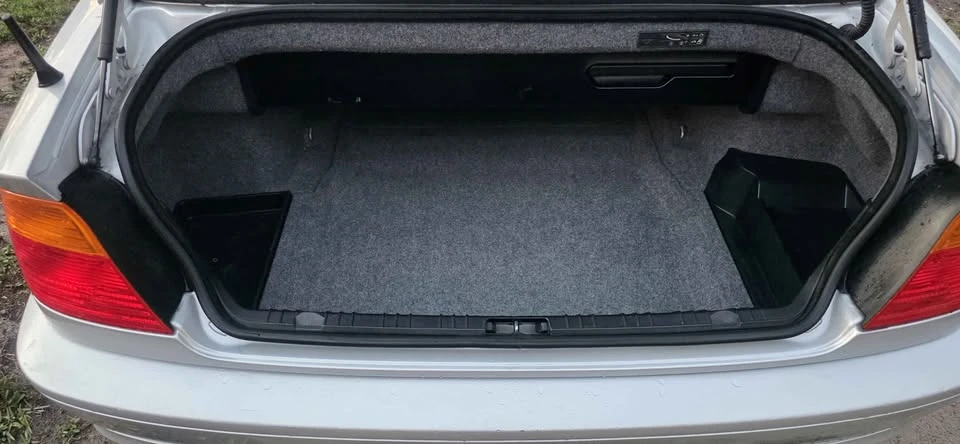 2001 BMW E46 330i & 330Ci - Image 10 of 17