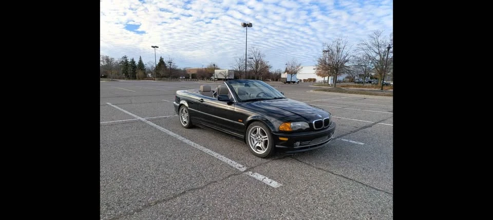 2001 BMW E46 330i & 330Ci - Image 2 of 9