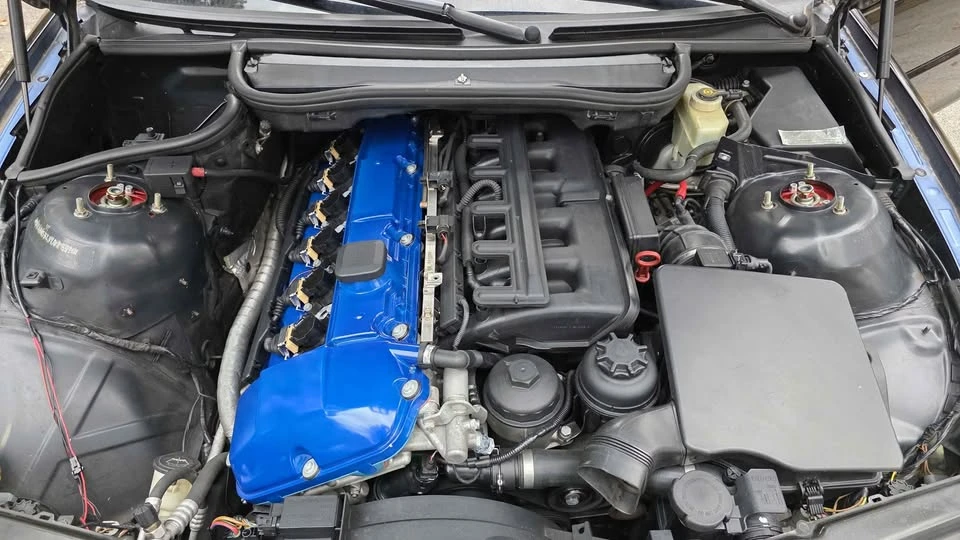 2001 BMW E46 330i & 330Ci - Image 5 of 19