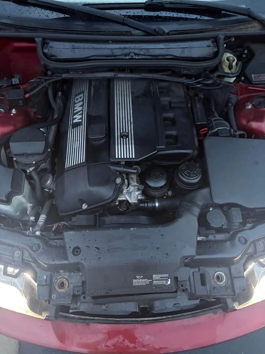 2001 BMW E46 330i & 330Ci - Image 2 of 7