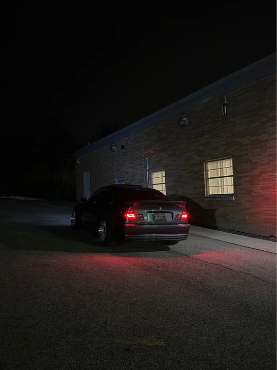 2001 BMW E46 330i & 330Ci - Image 5 of 5