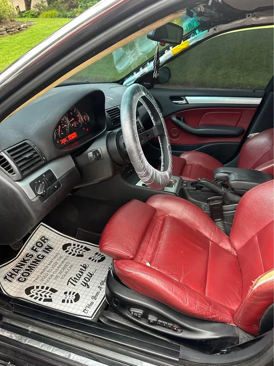 2001 BMW E46 330i & 330Ci - Image 8 of 20