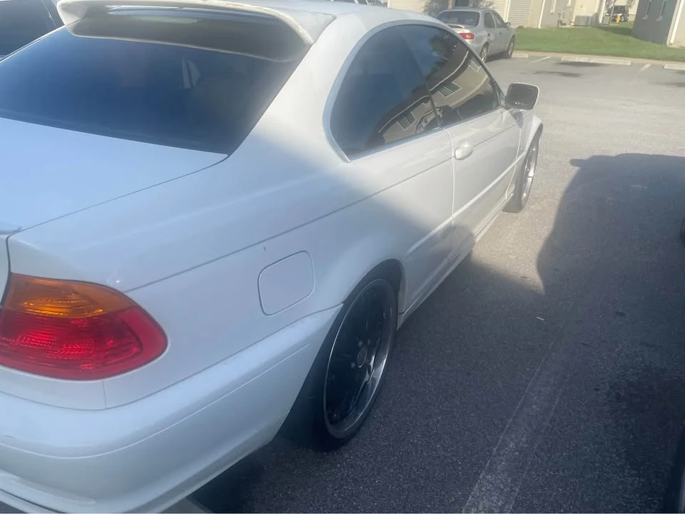 2001 BMW E46 330i & 330Ci - Image 2 of 4