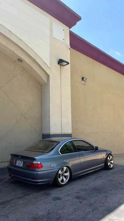 2001 BMW E46 330i & 330Ci - Image 2 of 3