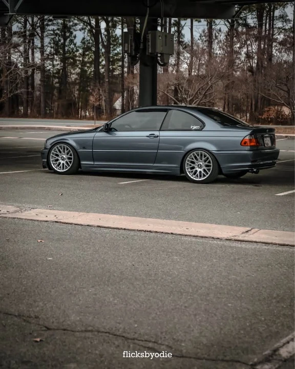 2001 BMW E46 330i & 330Ci - Image 4 of 15