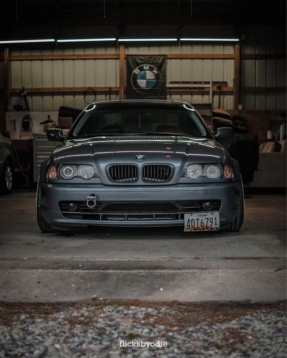 2001 BMW E46 330i & 330Ci - Image 11 of 15