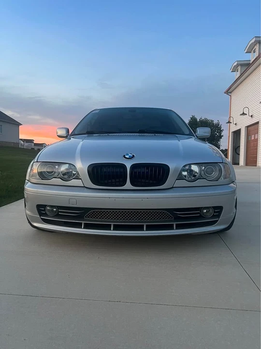 2001 BMW E46 330i & 330Ci - Image 2 of 20