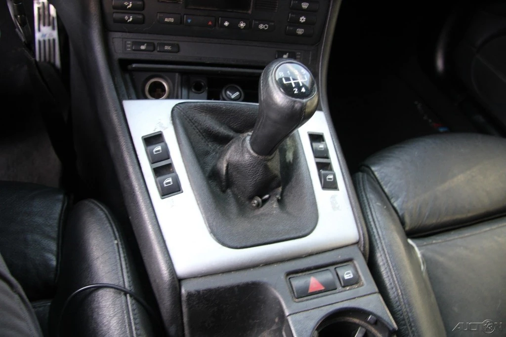 2001 BMW E46 330i & 330Ci - Image 18 of 21
