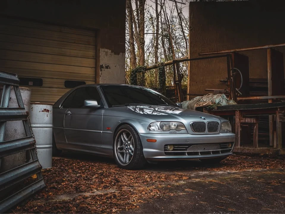 2001 BMW E46 330i & 330Ci - Image 4 of 4