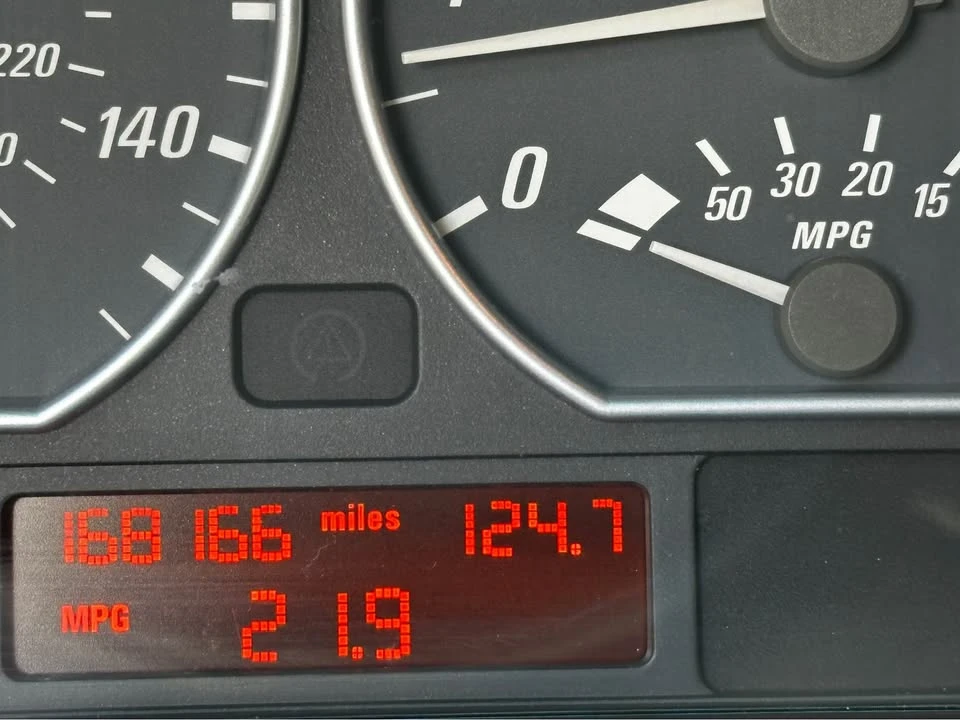 2001 BMW E46 330i & 330Ci - Image 13 of 13
