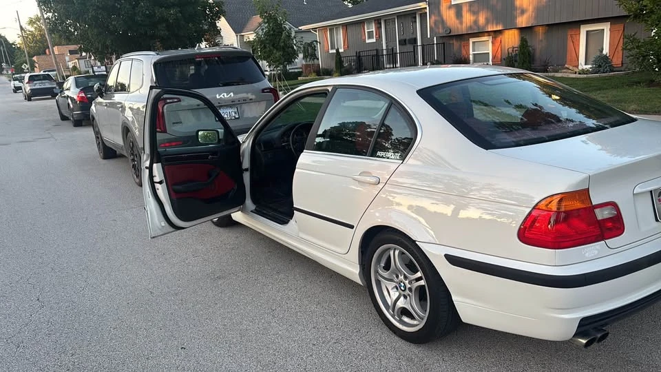 2001 BMW E46 330i & 330Ci - Image 3 of 20