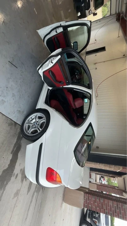 2001 BMW E46 330i & 330Ci - Image 13 of 20