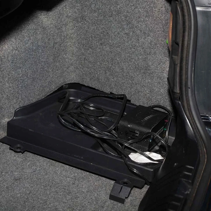 2001 BMW E46 330i & 330Ci - Image 7 of 12