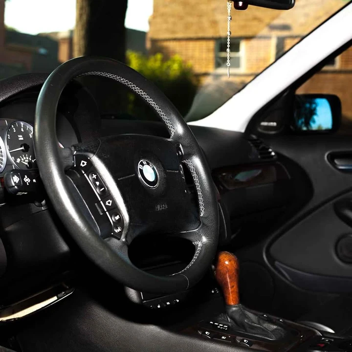 2001 BMW E46 330i & 330Ci - Image 4 of 12