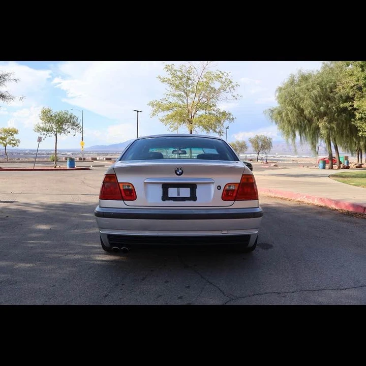 2001 BMW E46 330i & 330Ci - Image 8 of 16
