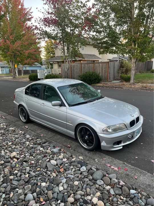 2001 BMW E46 330i & 330Ci - Image 4 of 14
